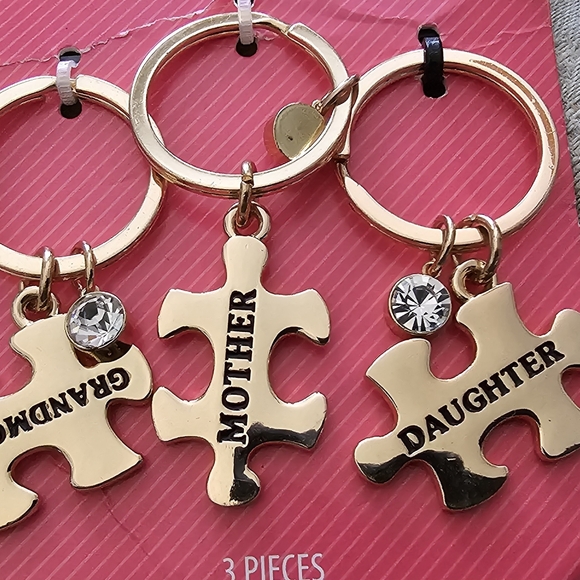 Puzzle Piece Keychain Set - Picture 3 of 3
